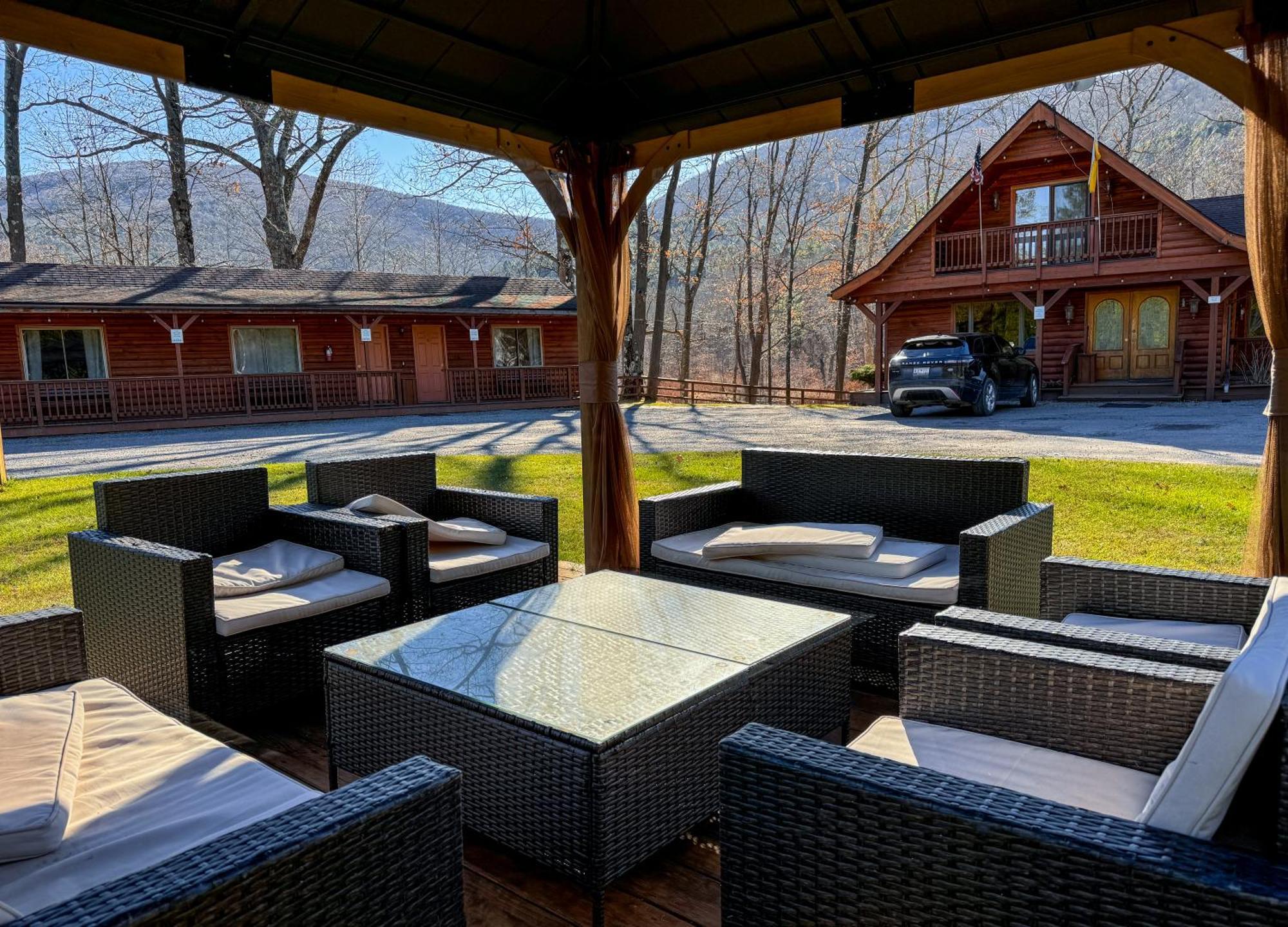 Xenia Lodge Hunter Bagian luar foto